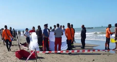 Trovati morti i due ragazzini dispersi in mare in Abruzzo