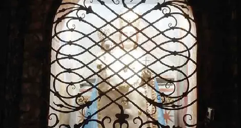 Tentano di rubare la Madonna Ladri messi in fuga dai cittadini
