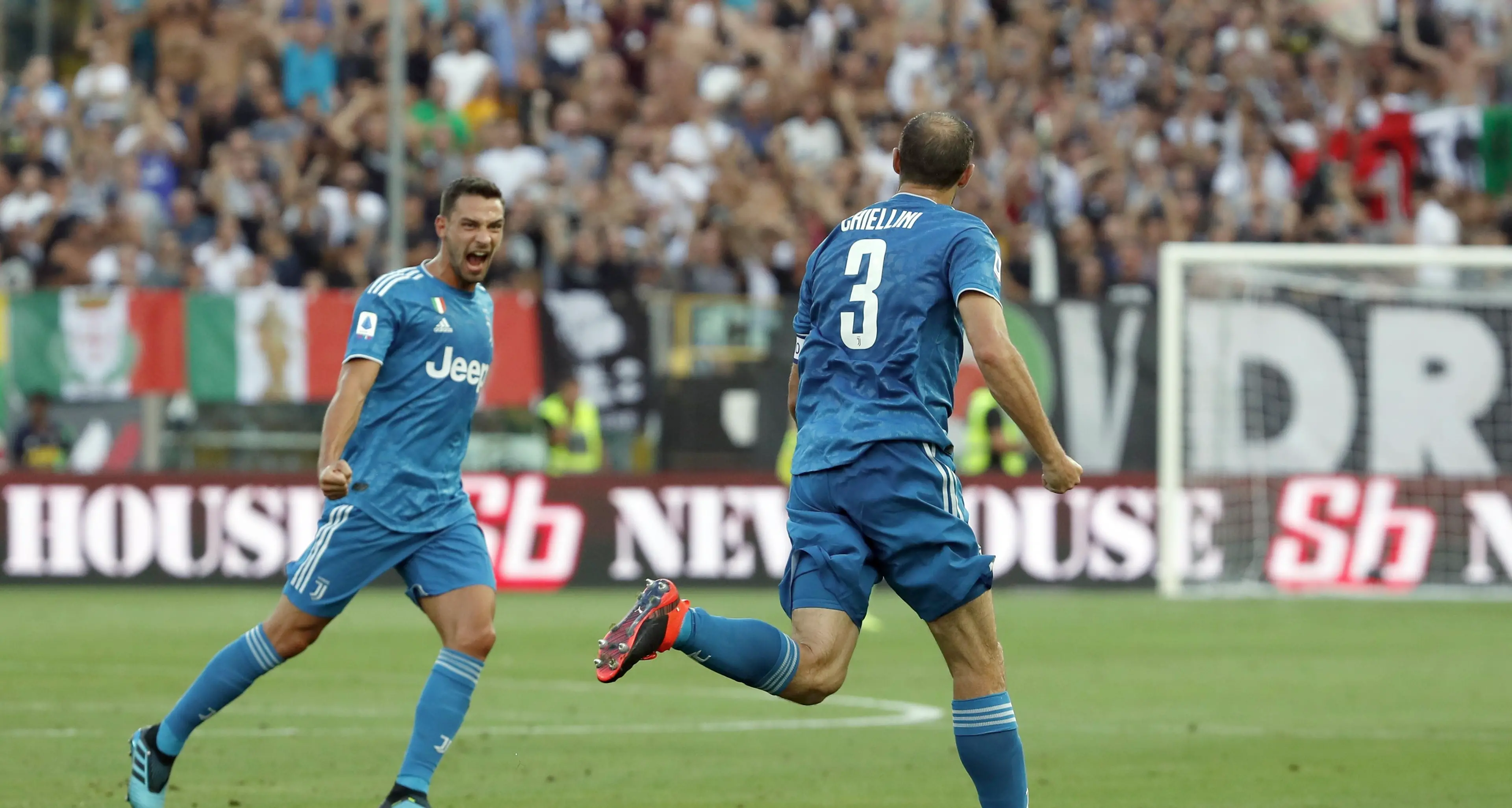 La Juve debutta con una vittoria a casa del Parma