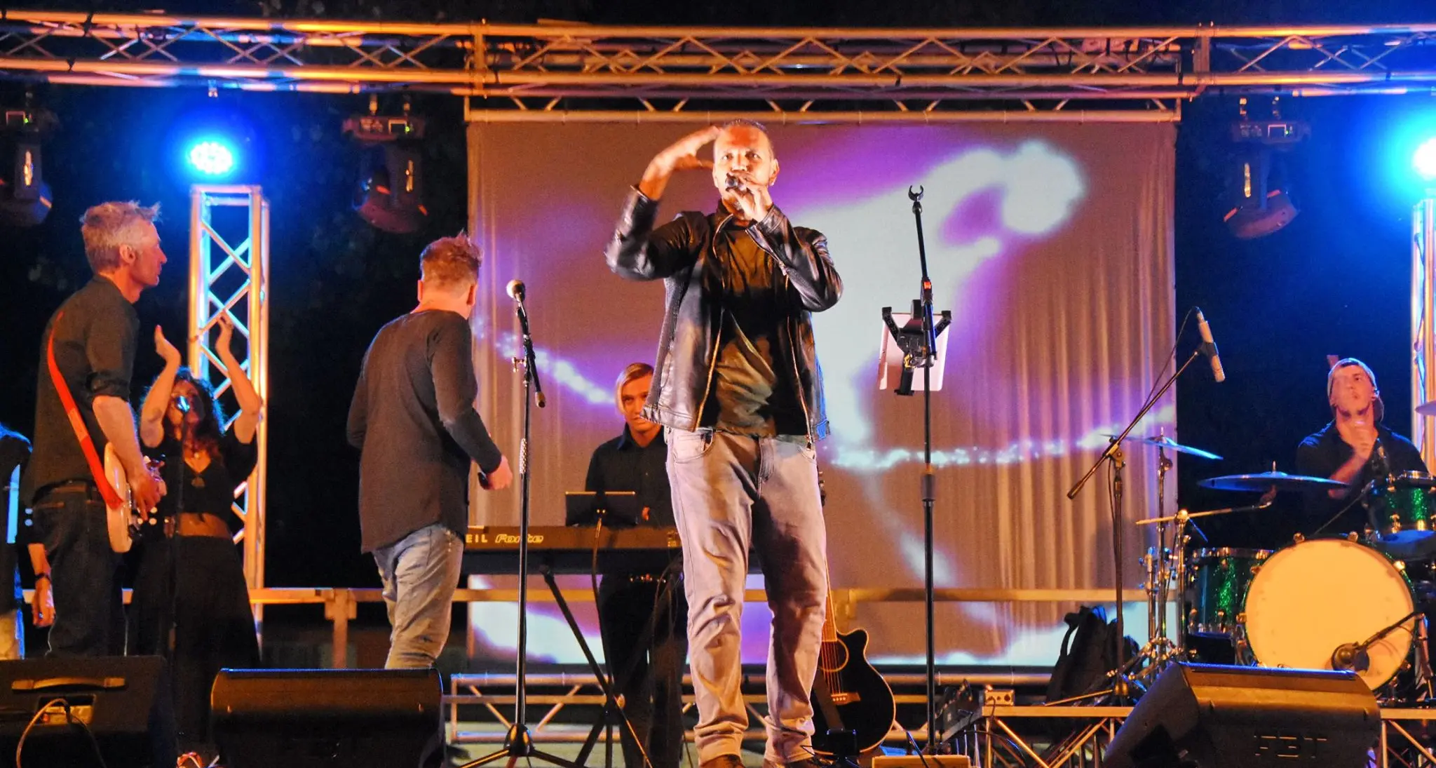 Andrea Lelli torna on stage giovedì 22 a Levico con la Pindaricaband