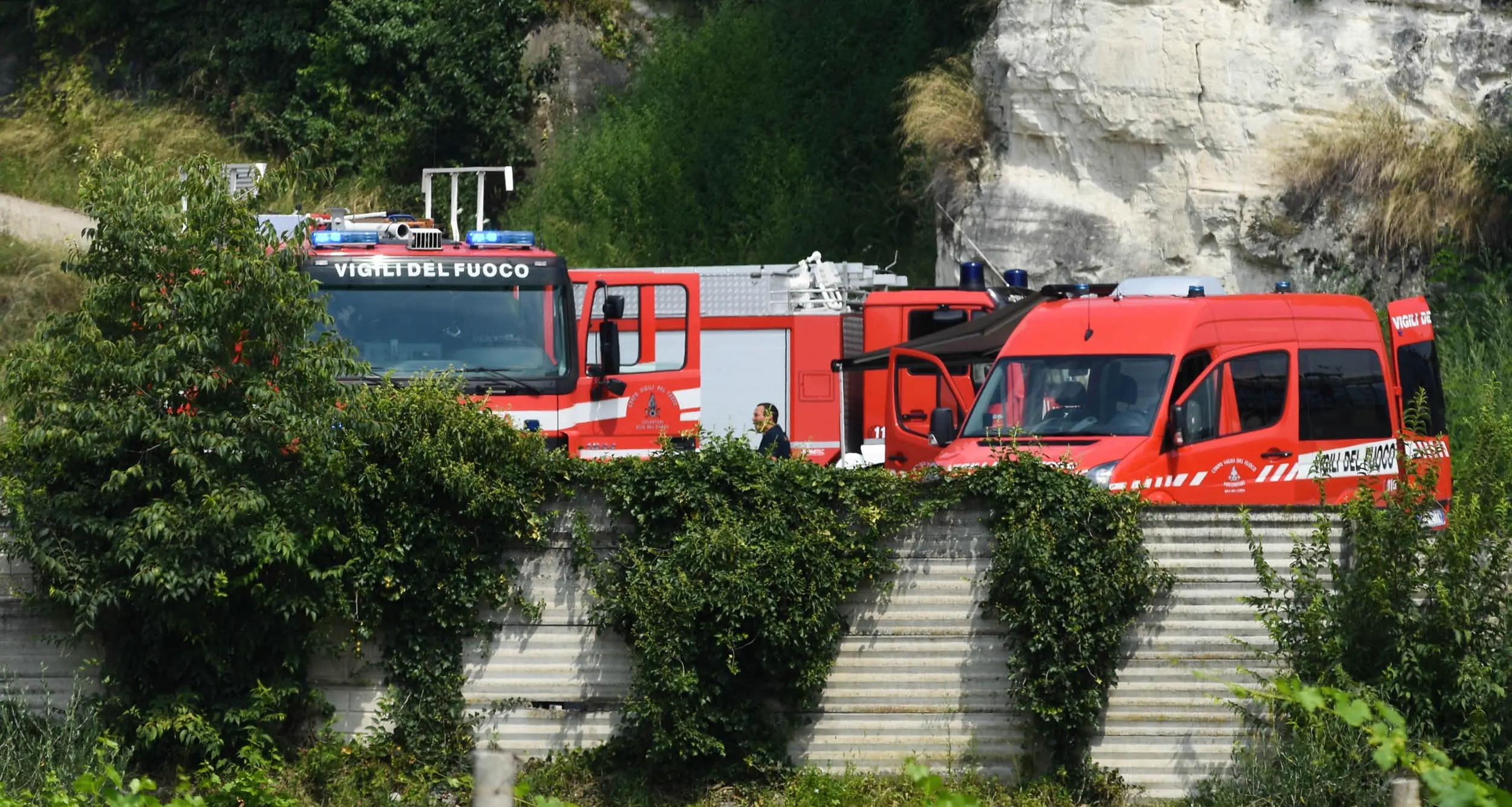 Allarme incendio a Ceole: ma non bruciava il capannone bensì uno scooter elettrico