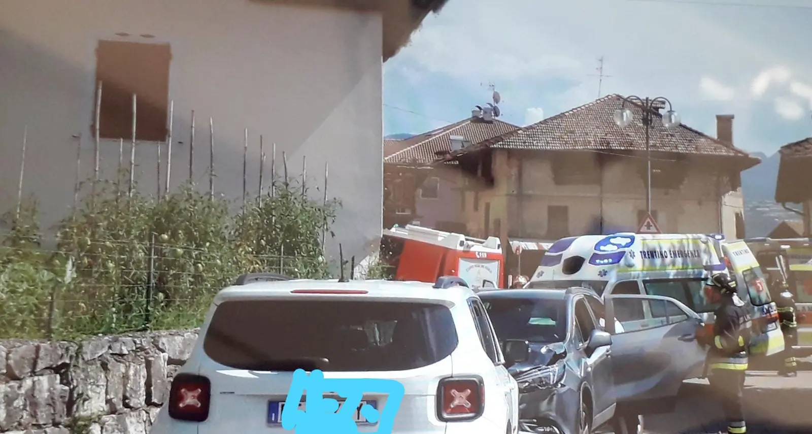 Frontale a Livo: tre persone ferite