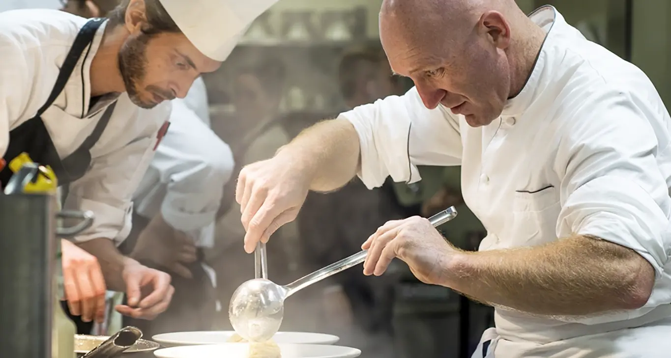 Guida Michelin, il Trentino perde una stella (di Ghezzi) e rimane a 7 su 7 ristoranti