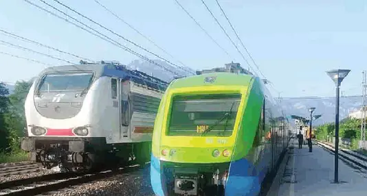 Freni surriscaldati, il treno va ko Convogli soppressi e ritardi