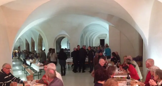San Michele all'Adige un mese di feste, burattini e la Cena Agostiniana