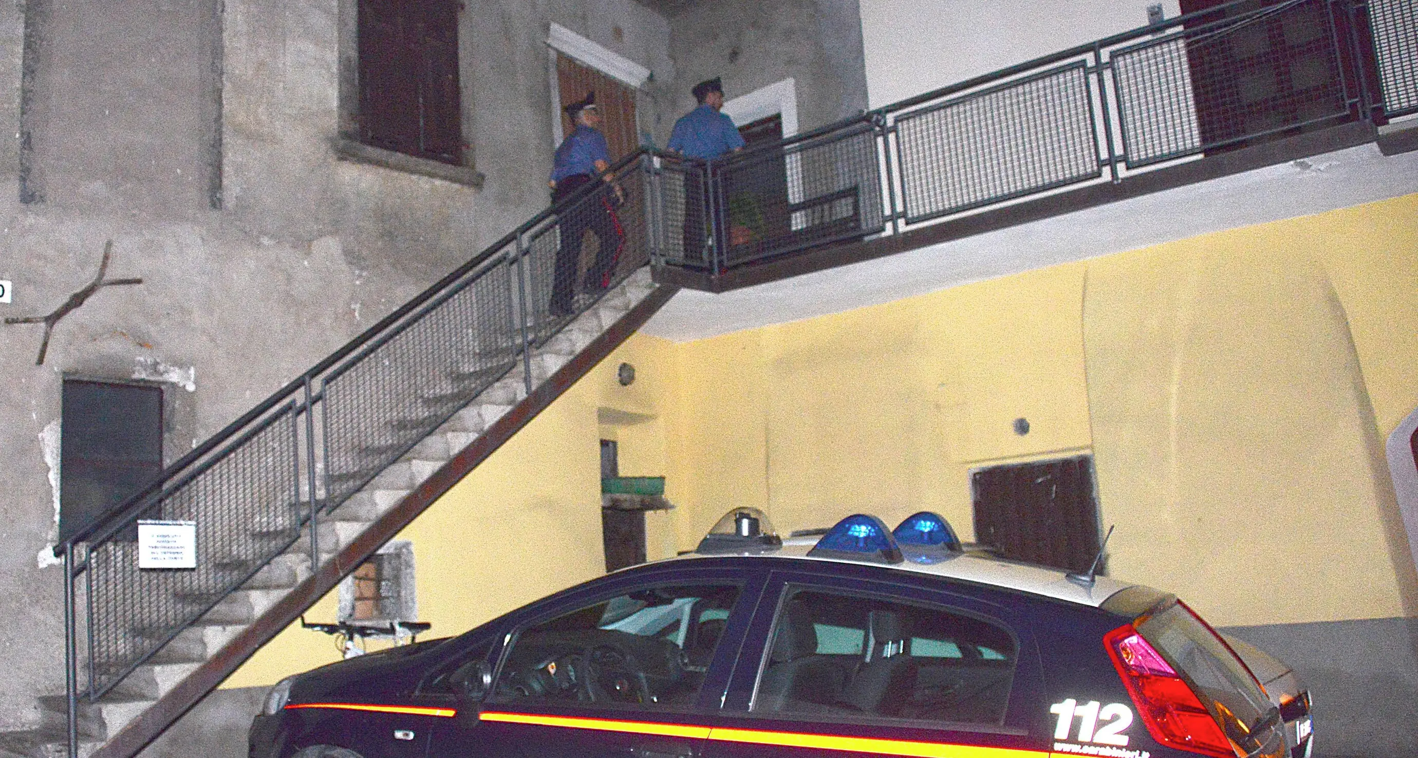 Romagnano, miracolato il bimbo caduto dalla finestra: se la caverà in pochi giorni