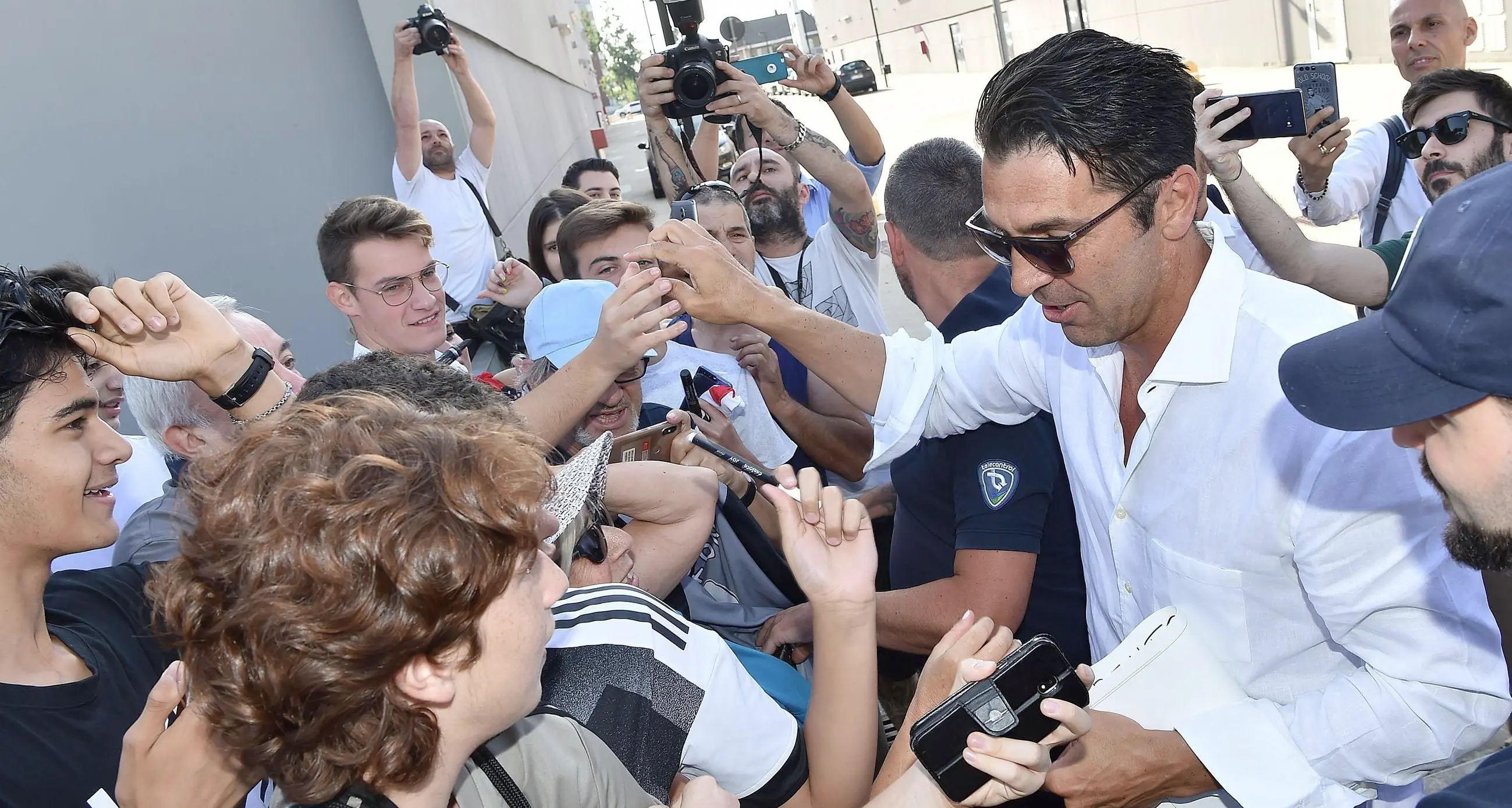 Buffon, il ritorno alla Juve «E' un nuovo inizio»