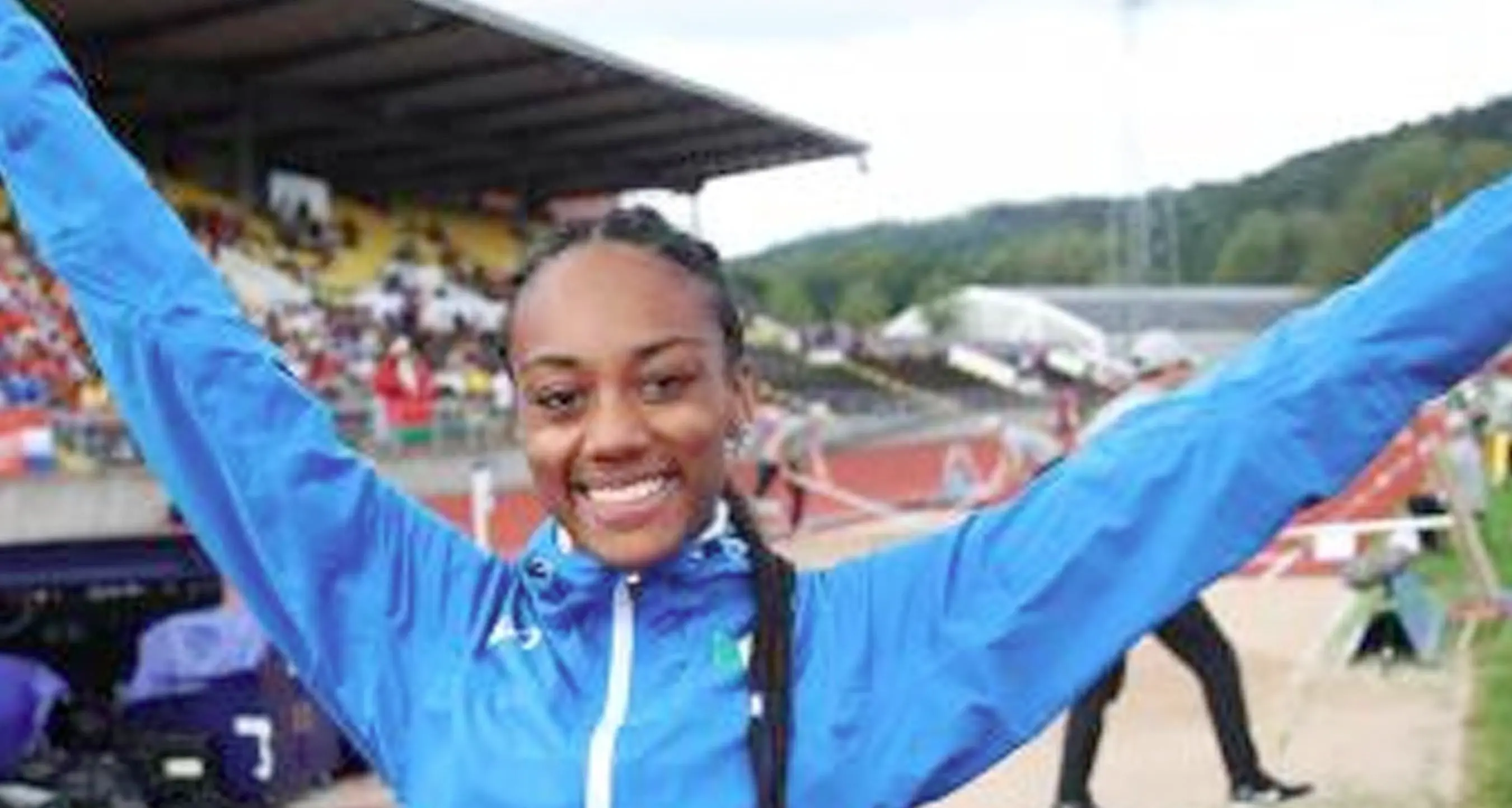 Sotto gli occhi di mamma Fiona May Larissa è campionessa europea di salto in lungo Under 20