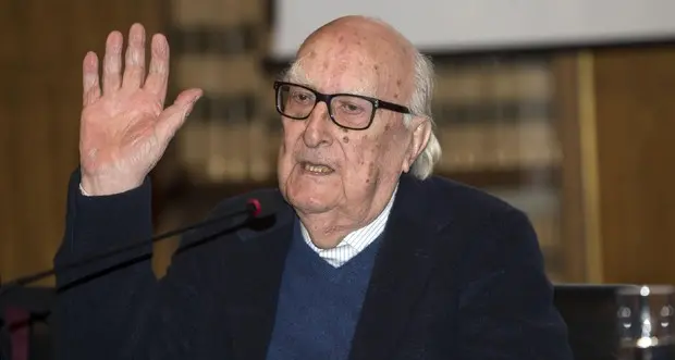 È morto Andrea Camilleri Addio al padre di Montalbano