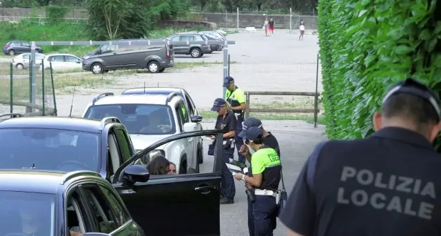 Ex Cattoi e le soste \"illegali\" Blitz della Polizia, raffica di multe