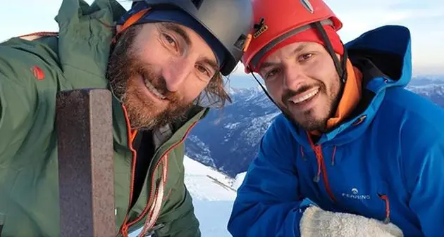 Scende il Gasherbrum VII con gli sci e precipita: per salvare l'italiano in campo Urubko e Dan Bowie