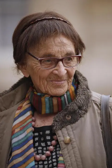Morta la filosofa Agnes Heller sopravvisse ad Auschwitz: a 90 anni annega nel lago Balaton