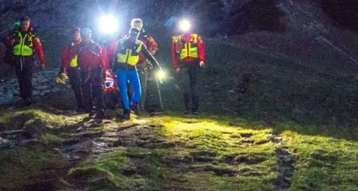 Intervento del Soccorso Alpino sul \"Tracciolino\" dei Contrabbandieri per due escursionisti esausti