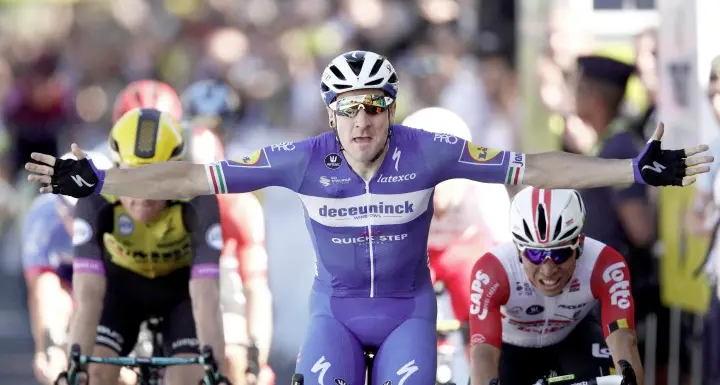 Viviani irresistibile in volata Zampata vincente al Tour