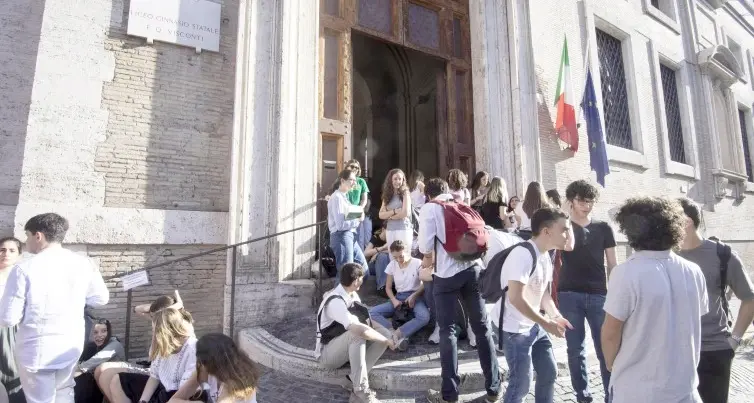 Scuola, Bisesti prepara la rivoluzione