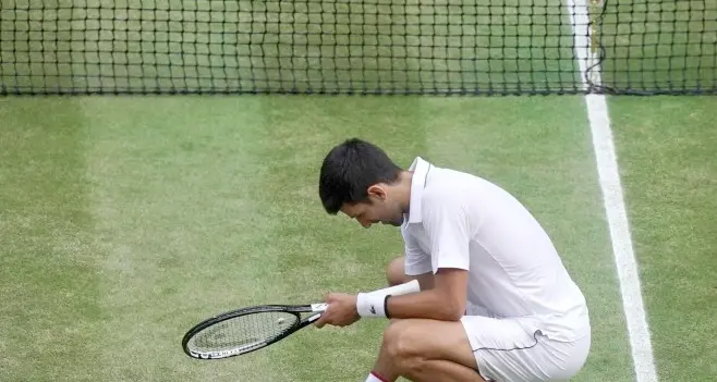 Djokovic è il re di Wimbledon dopo una finale epica con Federer