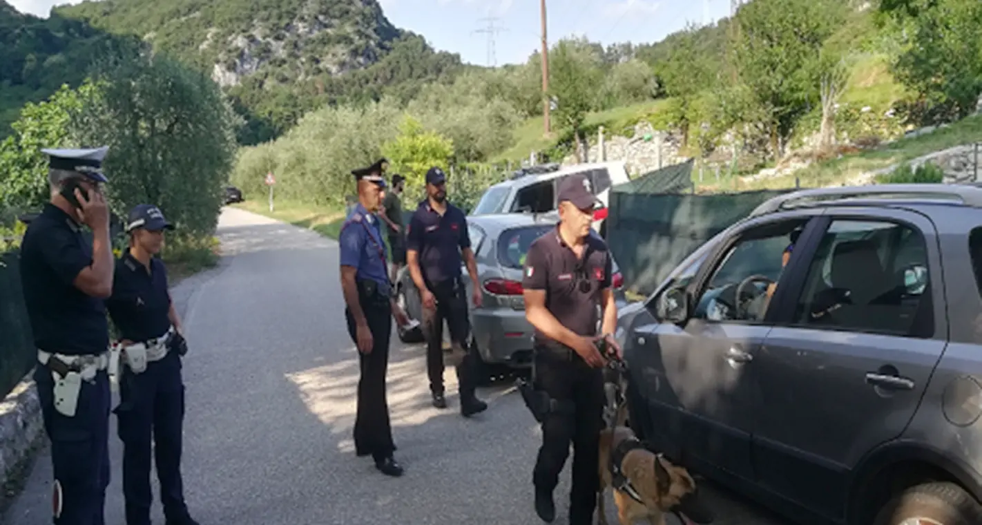 Al festival «alternativo» Mandrea controllate 50 persone: 15 segnalati per hashish e marijuana