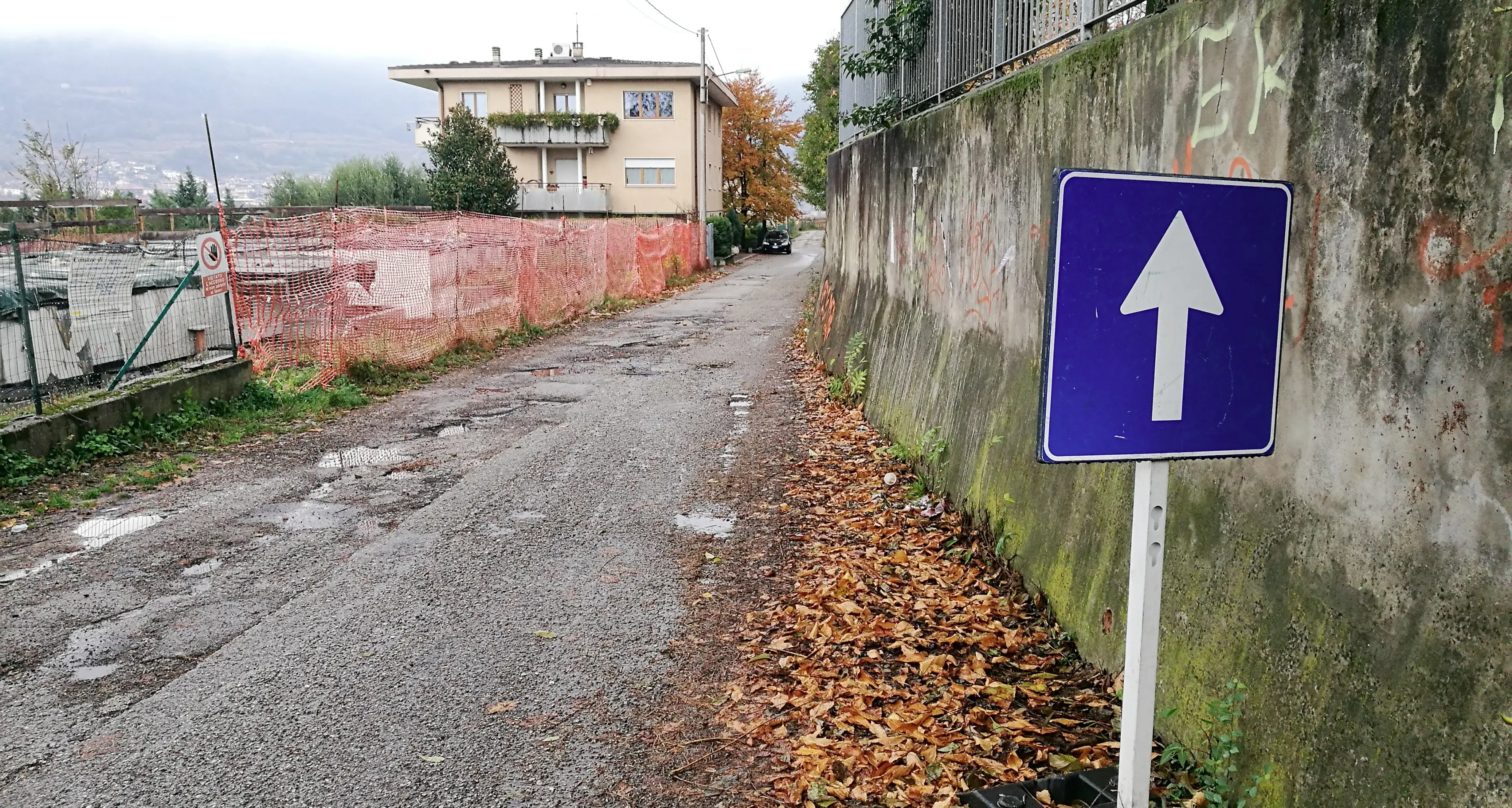 Sant'Ilario, i residenti regalano la Via della Manega al Comune (così ripara le buche)