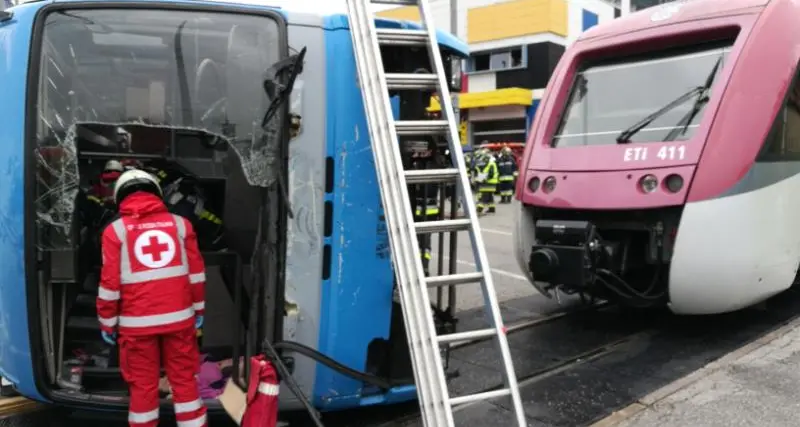 Un treno contro una cisterna chimica riuscita la grande esercitazione con Trento-Malé e pompieri