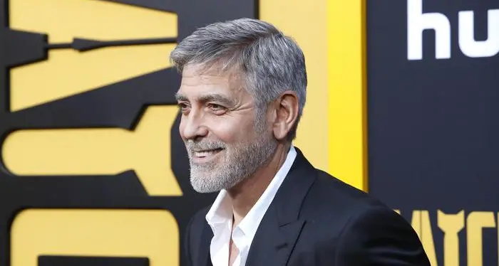 Roma aspetta Clooney i paparazzi lo attendono per la serie Catch 22