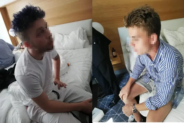 Le immagini dei due uomini che sarebbero stati fermati dai carabinieri, 26 luglio 2019. Due persone sono state fermate nell'ambito delle indagini sull'omicidio del vicebrigadiere Mario Cerciello Rega, accoltellato a morte stamani a Roma nel corso di un servizio contro un tentativo di estorsione. I fermati sono cittadini americani. I due sono stati portati al nucleo operativo dei carabinieri di via In Selci dove si recheranno i magistrati della Procura di Roma per interrogarli. Contro i due per ora non è stata formalizzata nessuna accusa. La Procura però procede per omicidio e furto. ANSA/ESCLUSIVA \\\"OPEN\\\" +++EDITORIAL USE ONLY - NO SALES+++