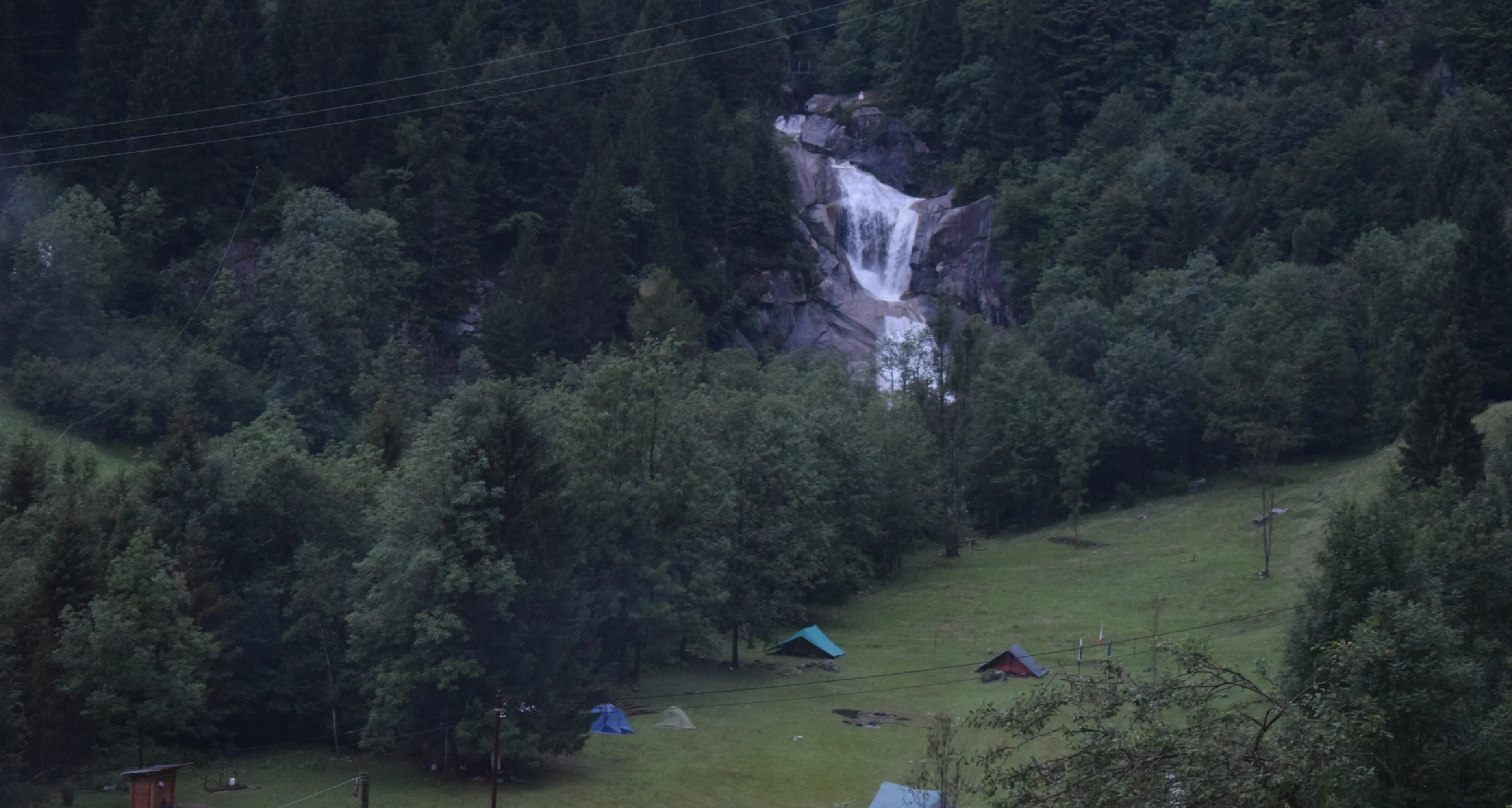 Sgomberato un campeggio di scout per smottamenti in Valle di Daone Sono stati alloggiati in una struttura della zona