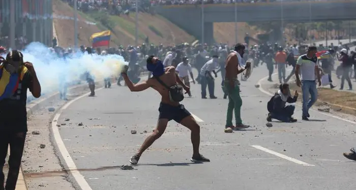 Venezuela, sempre più tensione: paese ad un passo dalla guerra civile