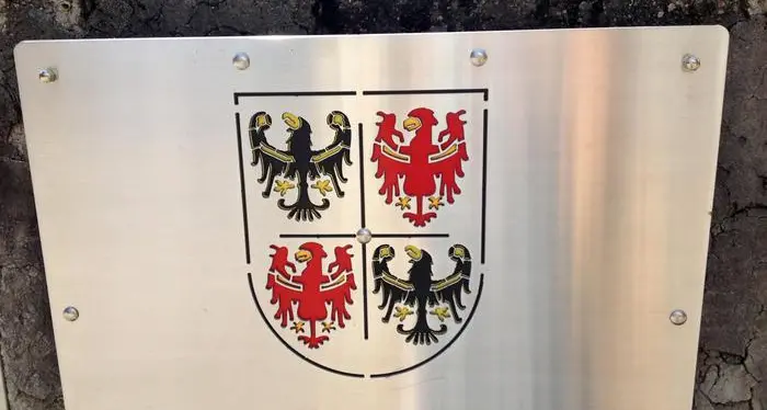 Verso la sentenza il processo di Bolzano per i super-vitalizi ai consiglieri regionali