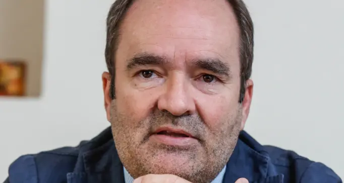 Alberto Faustini conduce Prima Pagina su Rai Radio 3