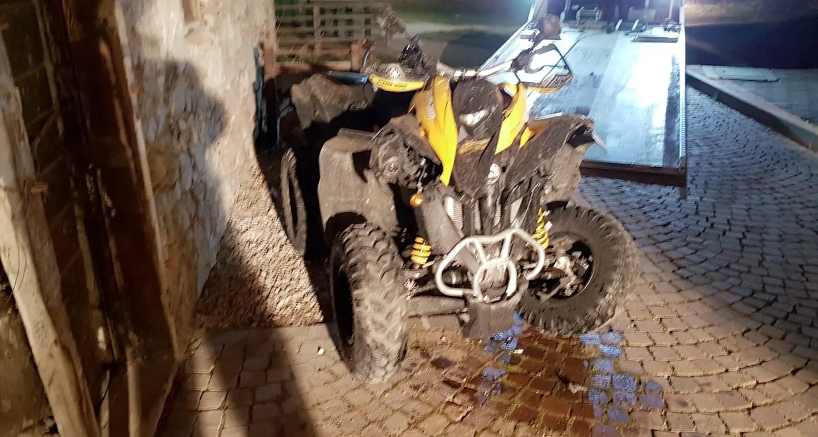 Rimane gravissimo Simone Riz il ventitreenne di Campitello schiantatosi con il suo quad