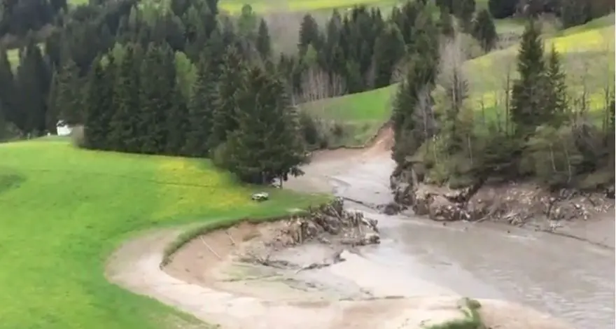 Gli svasi dei bacini idroelettrici fanno danni per milioni di euro all'ambiente di Castello-Molina?