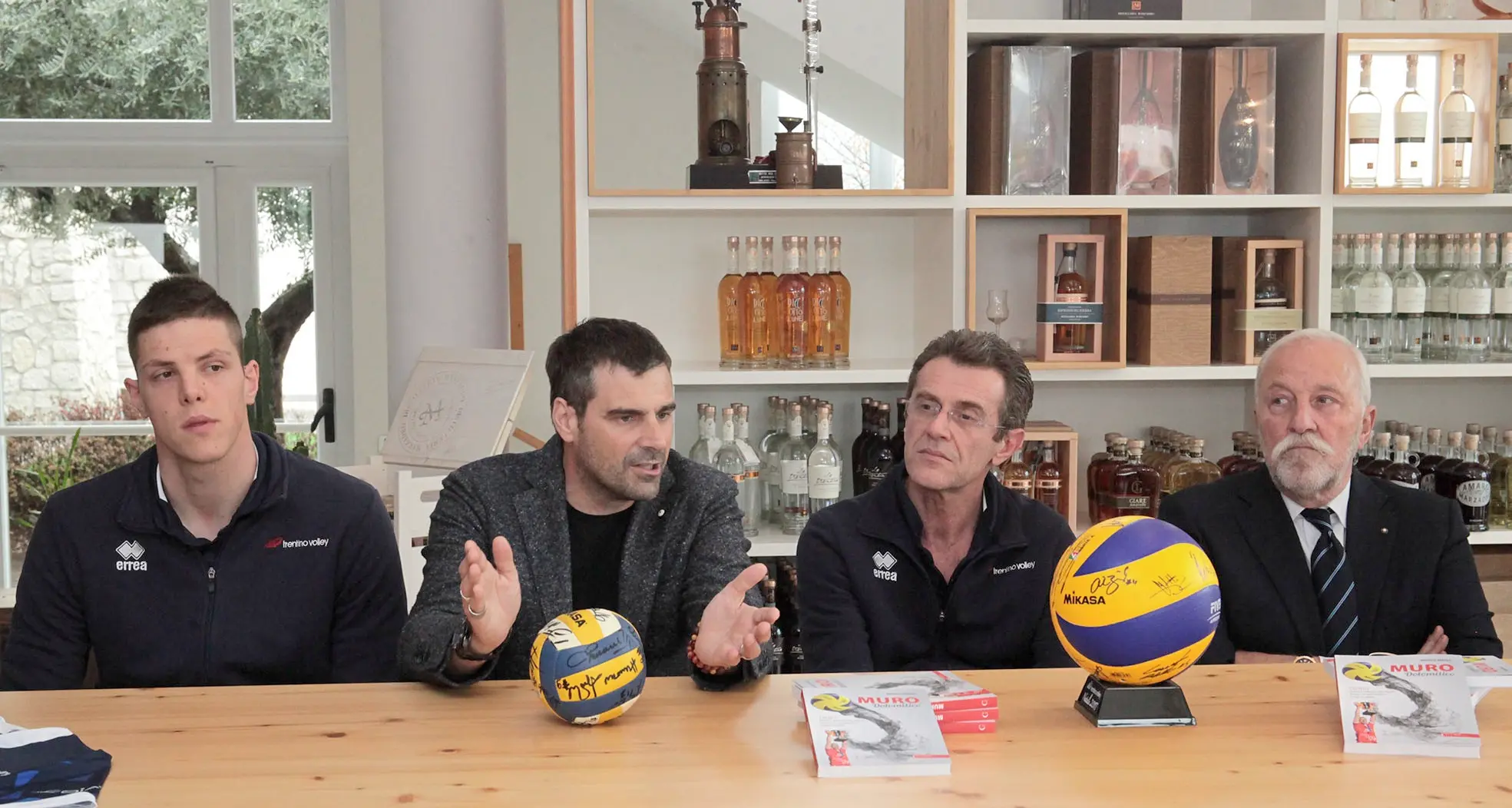 Presentato \"Muro Dolomitico\" il libro sul volley di Maurilio Barozzi