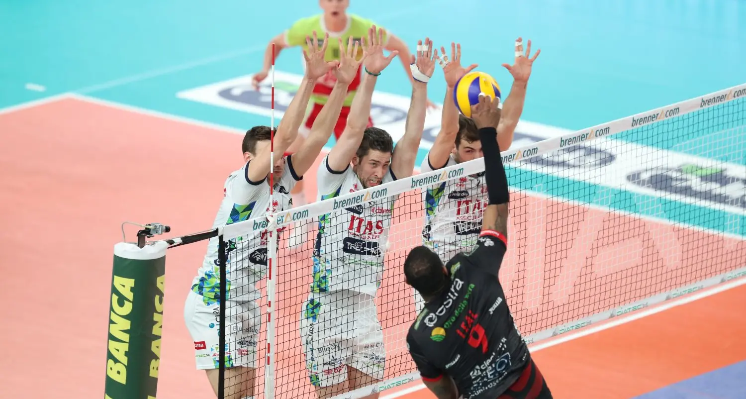 L'Itas oggi a Civitanova per la gara 2 con Lube: serve una grande gara