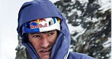 Recuperate salme alpinisti Lama e Auer