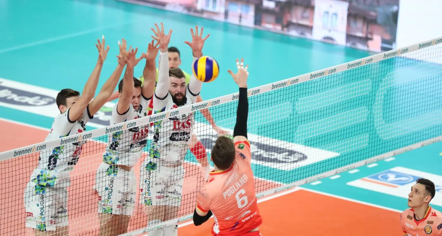 Kovacevic scatenato, vittoria 3-0 per l'Itas contro Ravenna