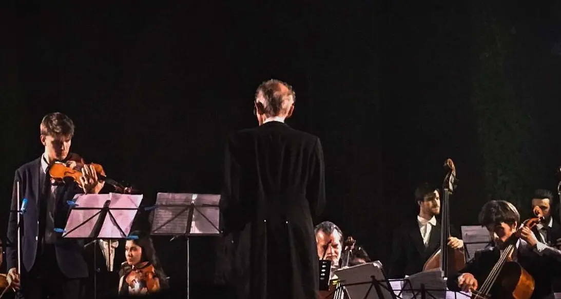 Il giovane violinista Mario Pedron scelto dall'Orchestra giovanile dell'Opera di Roma su 210 candidati