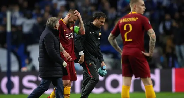 La Roma si arrende al Porto nel finale Impresa United a Parigi, Psg fuori