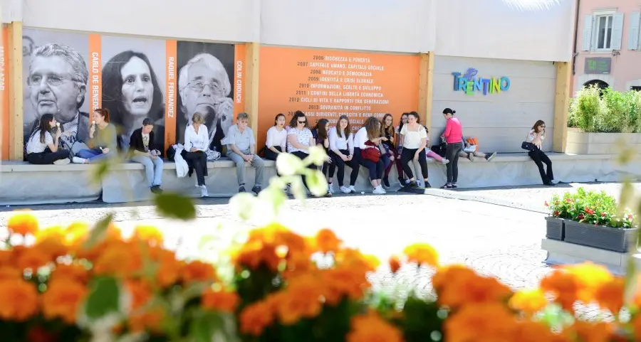 Festival fra populismo, globalizzazione e conti pubblici Sabato Cottarelli e Padoan con il viceministro Castelli