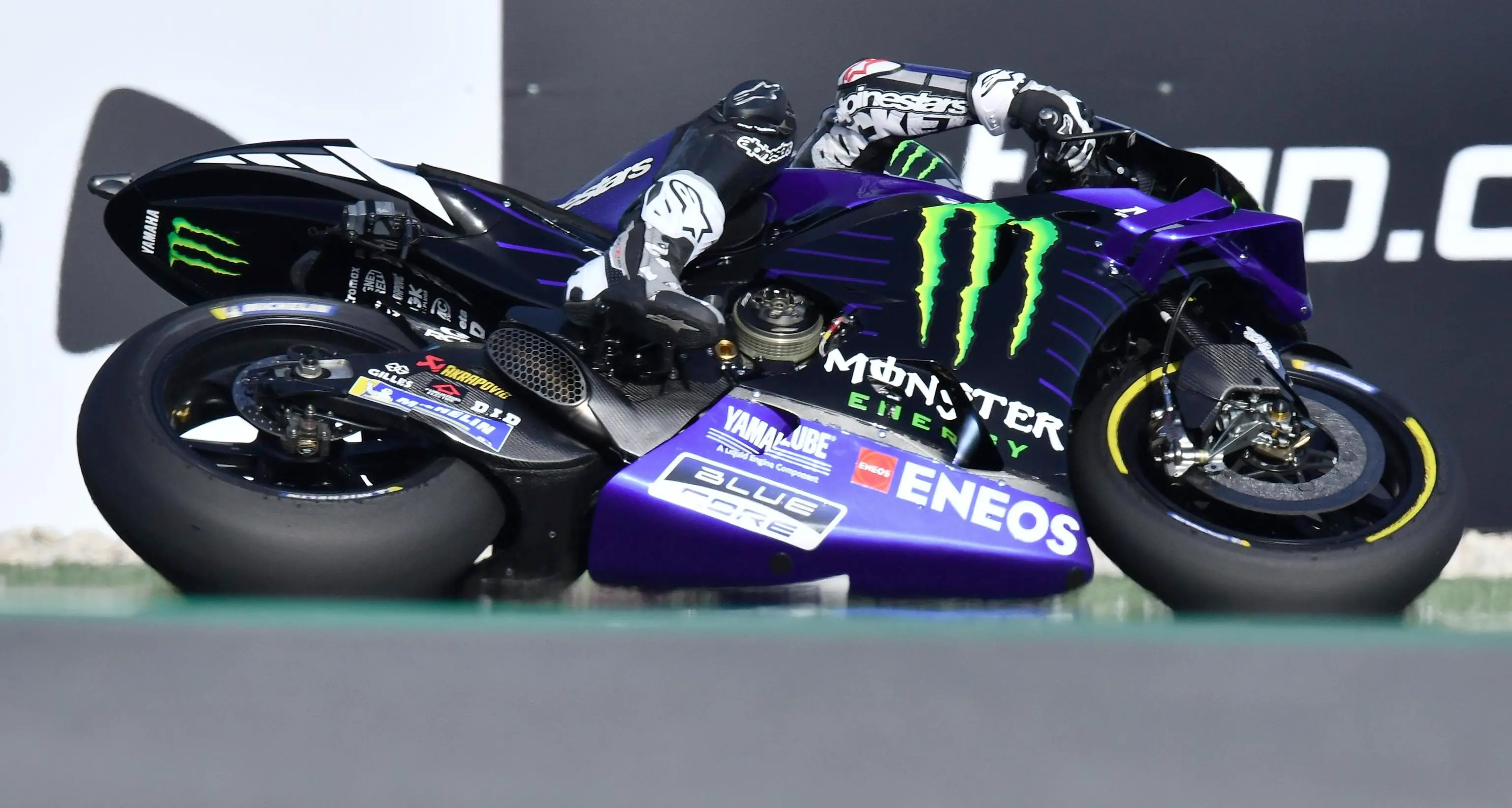 Moto GP del Qatar: il Vale parte dalle retrovie, la sorpresa oggi si chiama Vinales