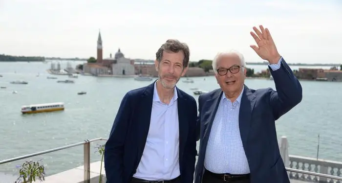 Presentata la Biennale Arte di Venezia il titolo «May you live in interesting times» una provocazione cvontro il conformismo
