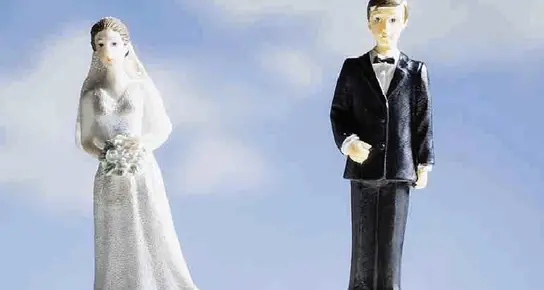 Insulta l'amante del marito A processo: assolta