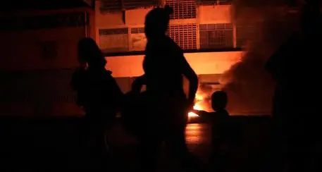 Blackout Venezuela, morti e 98% offline