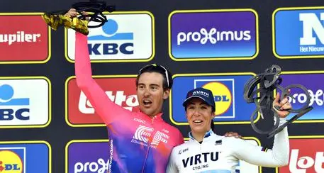 Ciclismo: Bastianelli e Bettiol, l'Italia si prende il Fiandre