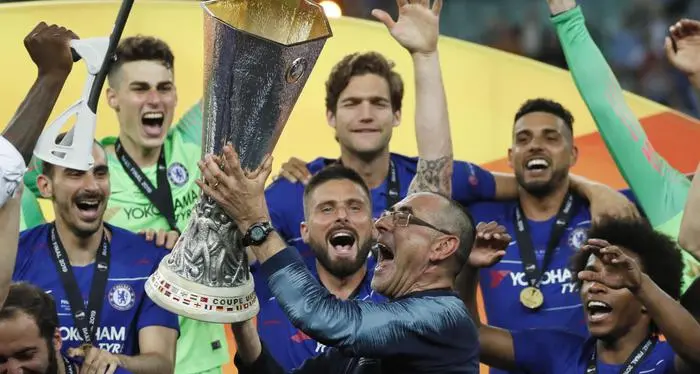 Il Chelsea travolge l'Arsenal Trionfo europeo per Sarri