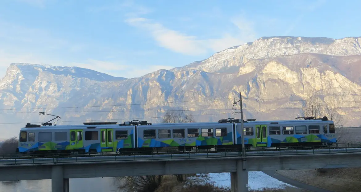 Lavori alla Trento-Malé da oggi a domenica prossima niente treni fra Mezzolombardo e Cles