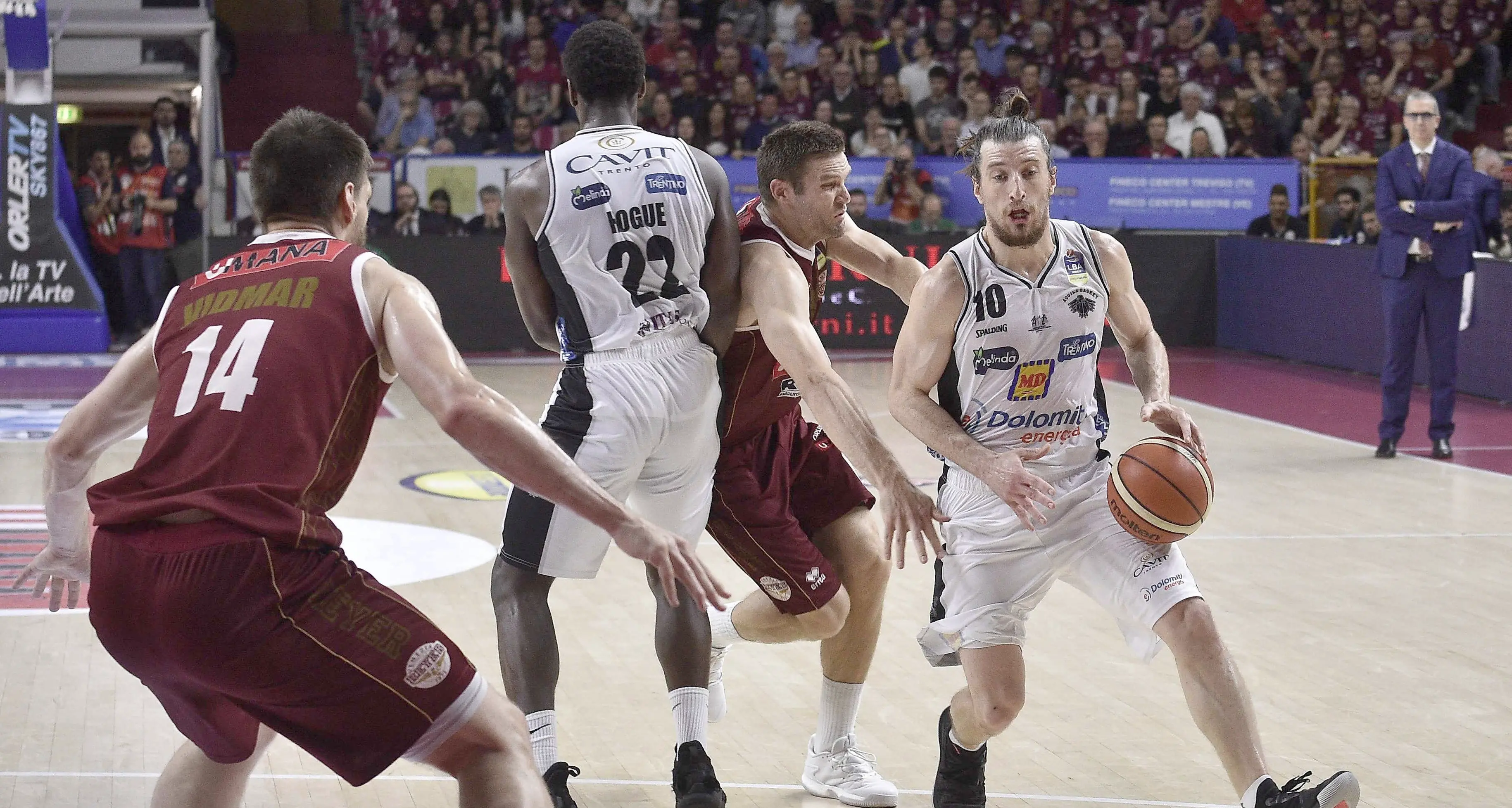 Gara 5, Aquila eliminata Venezia dilaga e chiude 87-62