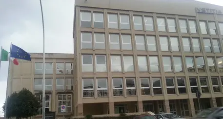 Aste giudiziarie truccate, 12 arresti