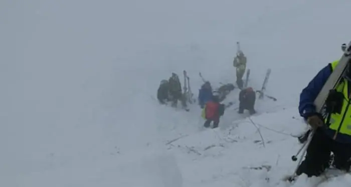 Valanga sul Pordoi, cinque sepolti, miracolato giovane di Canazei