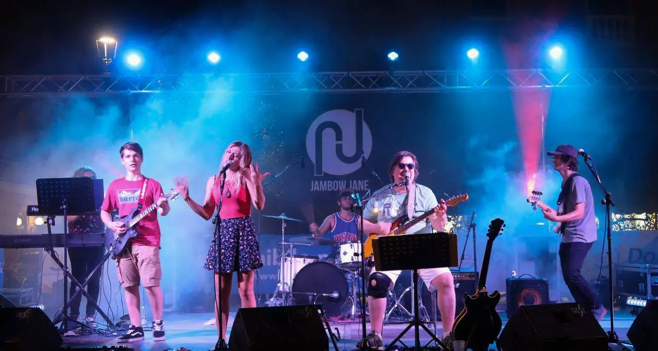 Jambow Jane: fa centro la campagna crowdfunding per il video di “Give me hope”