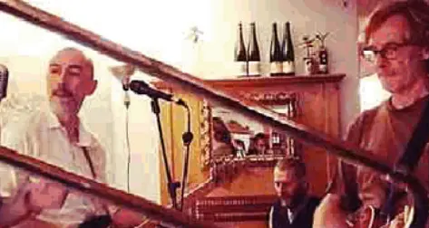 In città la crisi nera della musica live nei locali